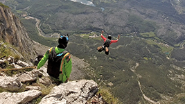 BASE JUMP